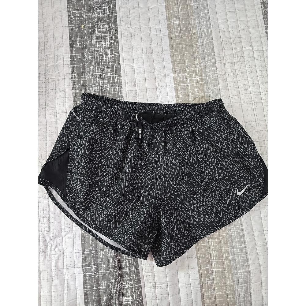 Nike Dri-Fit Women's Running Shorts Size Small, Lined, Drawstring